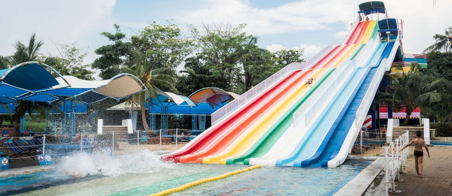 Why You Should Rent A Inflatable Water Park