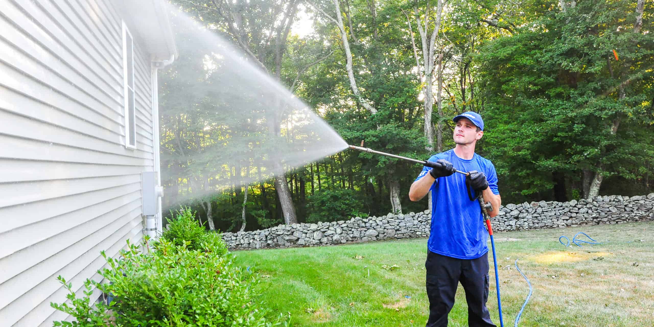 Essential Signs When Your Home Needs Pressure Washing