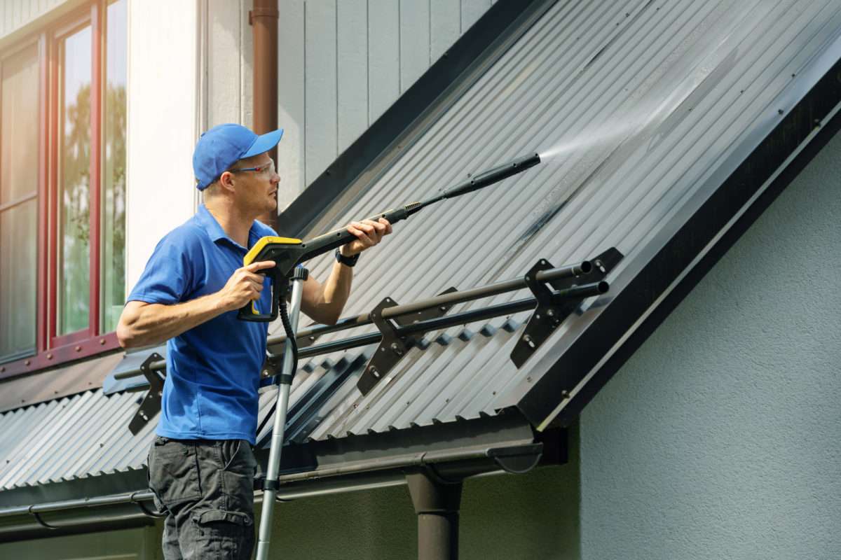 Mistakes To Avoid When Hiring Pressure Washing Services
